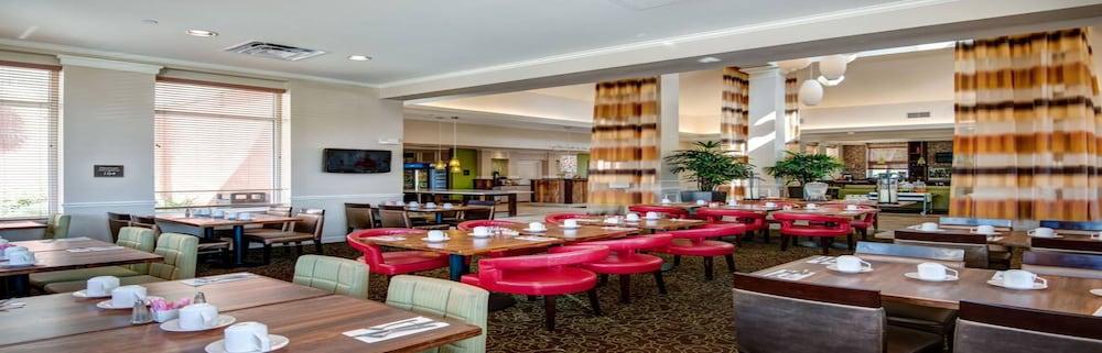 Hilton Garden Inn Tampa Ybor Historic District Екстер'єр фото